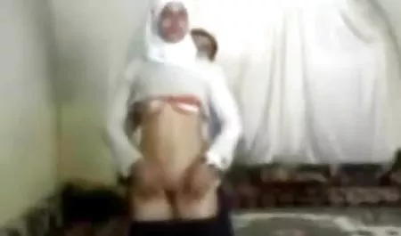 لزبین ها در رابطه جنسی با تسمه کانالهای تلگرامی پورن راهپیمایی کردند