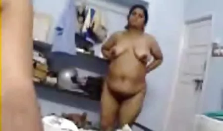 لعنتی لزبین پورن شیمیل با سه شلخته امتحان