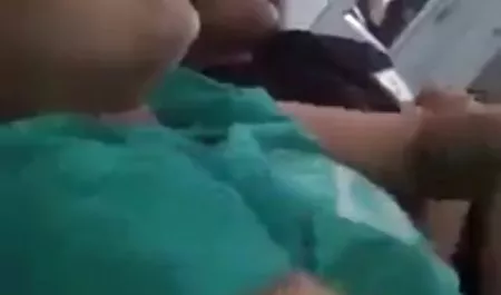 سیاه و سفید زرق و برق دار زیتون دیک سکس کندی چارمز با دیک سیاه
